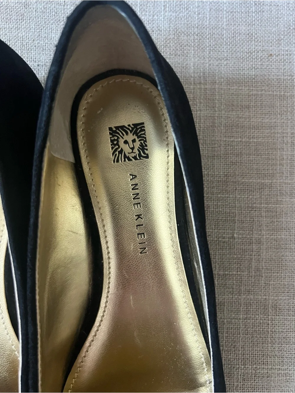 Anne Klein women’s dressy office Black leather gold Studded Loafer flats, 6.5